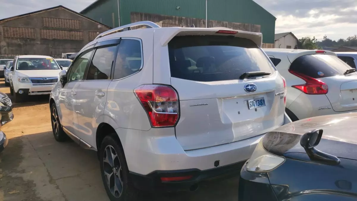 car Back