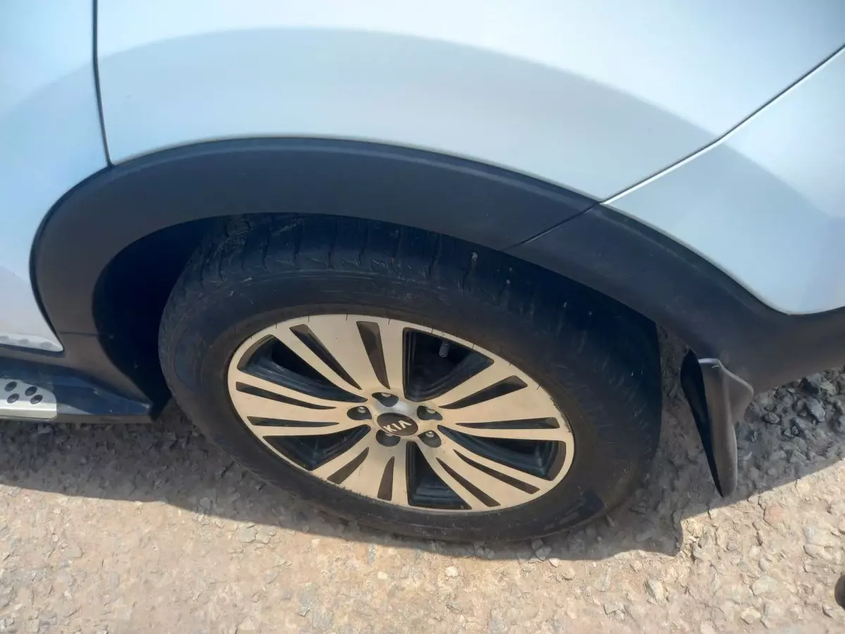 tyre2