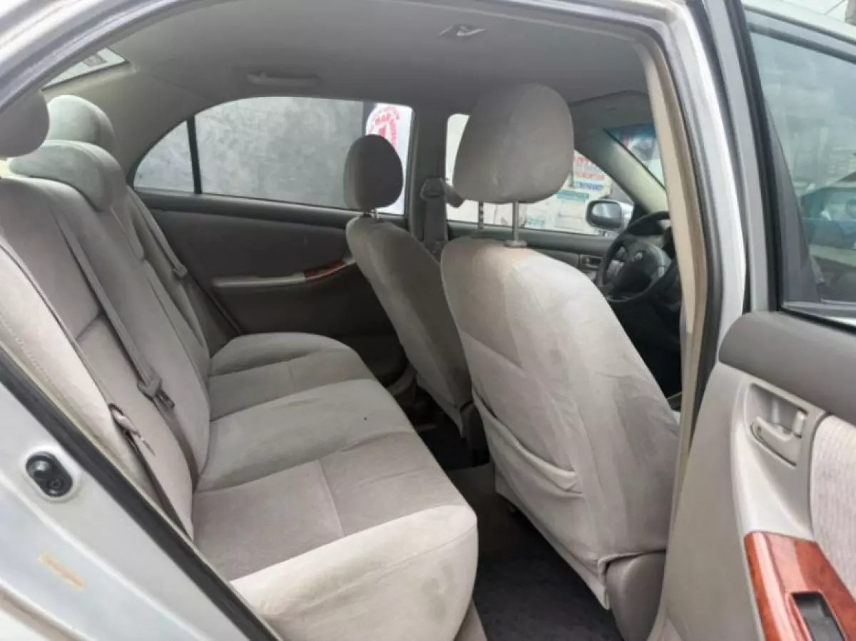 interiorBack