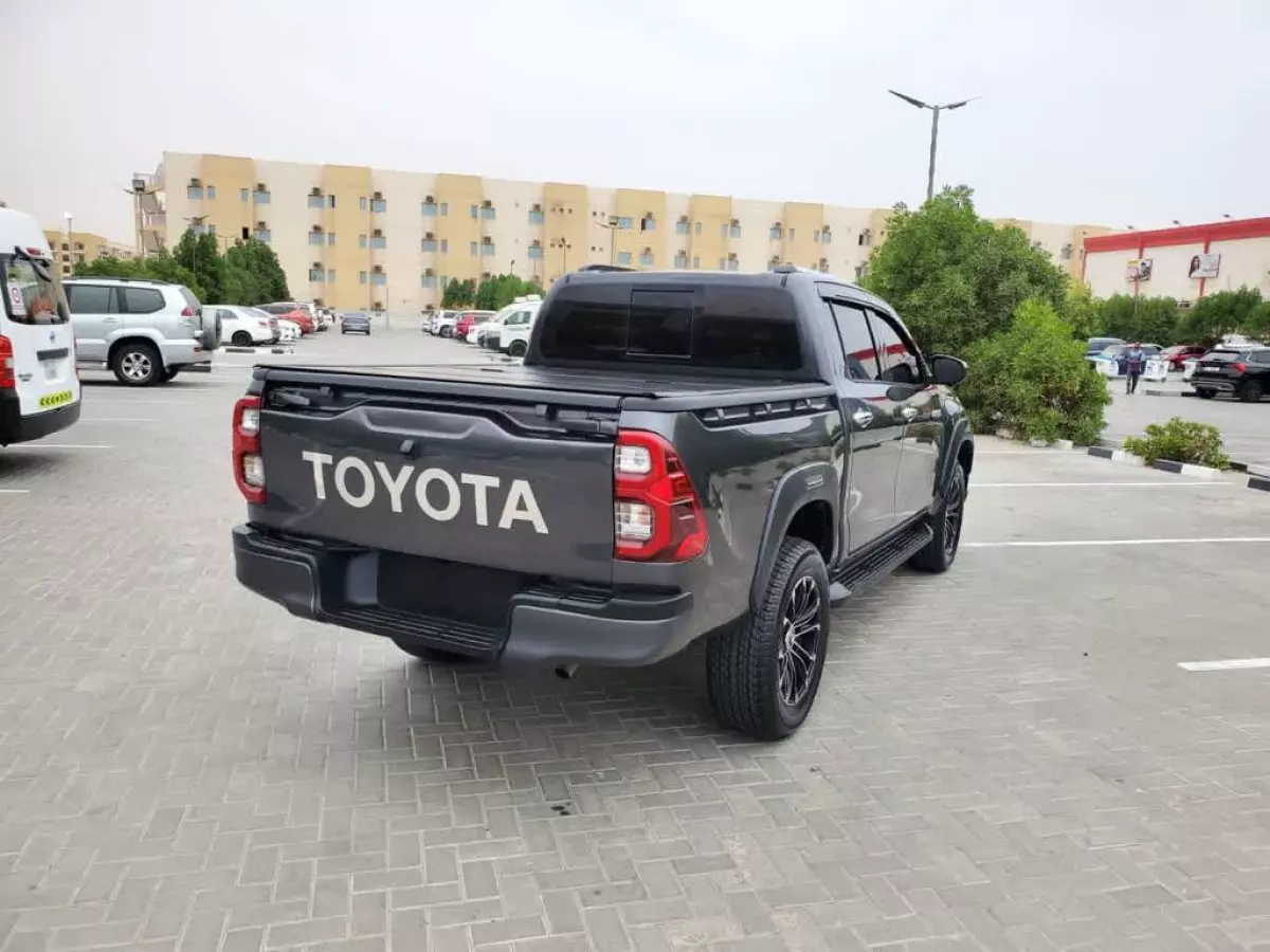 car Left Back