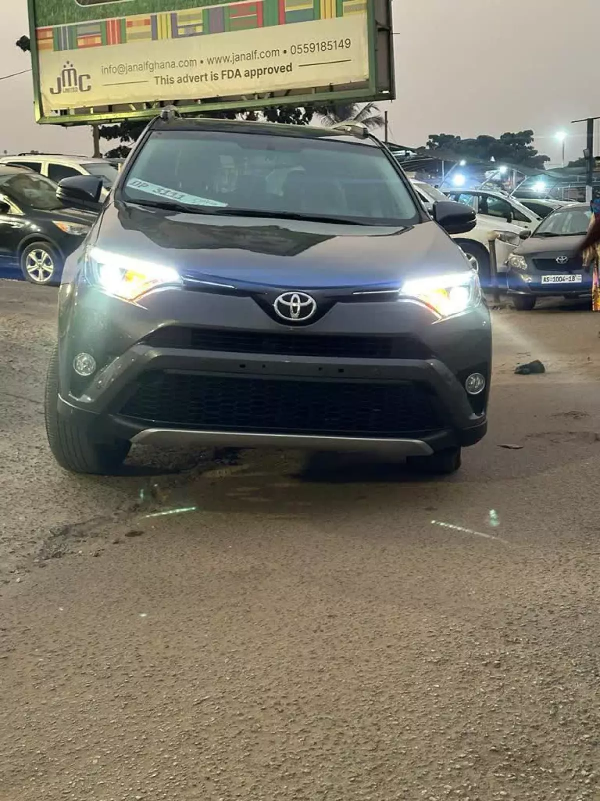 Toyota RAV 4 - 2016