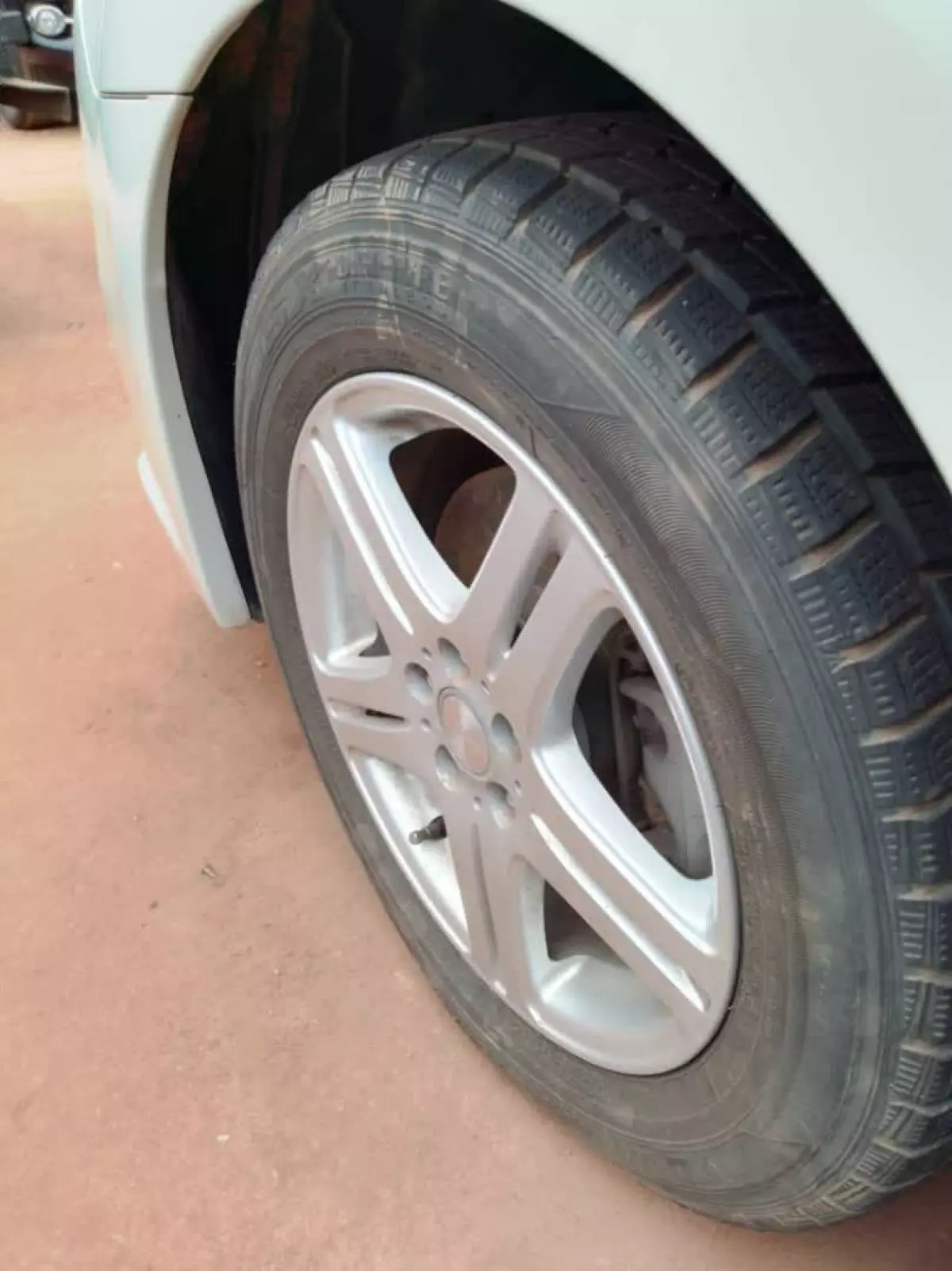 tyre1