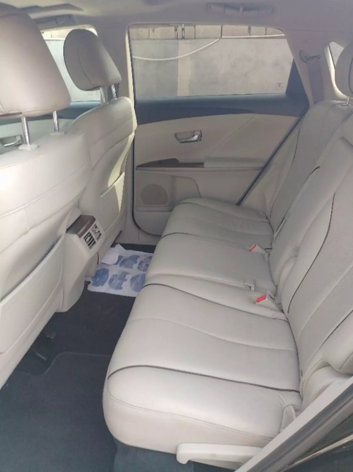 interiorBack