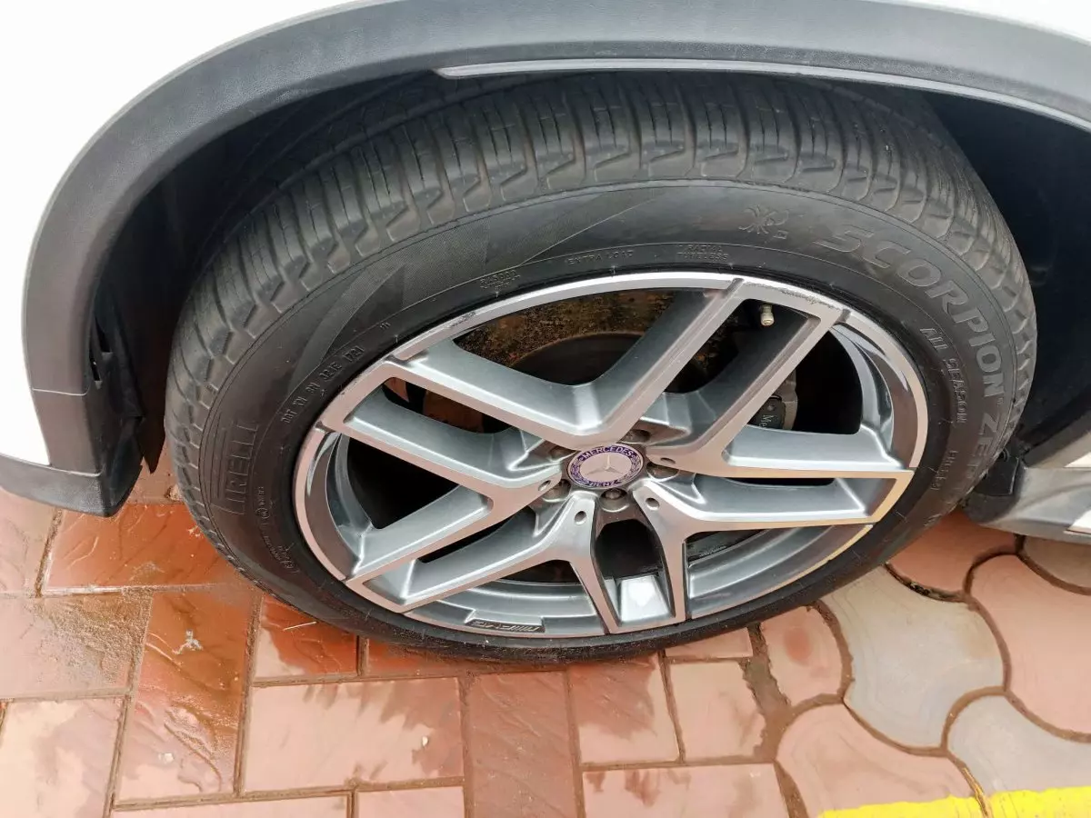 tyre0