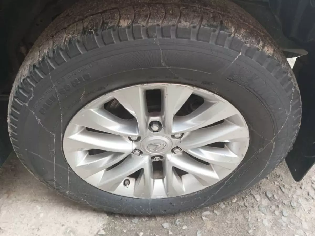 tyre3