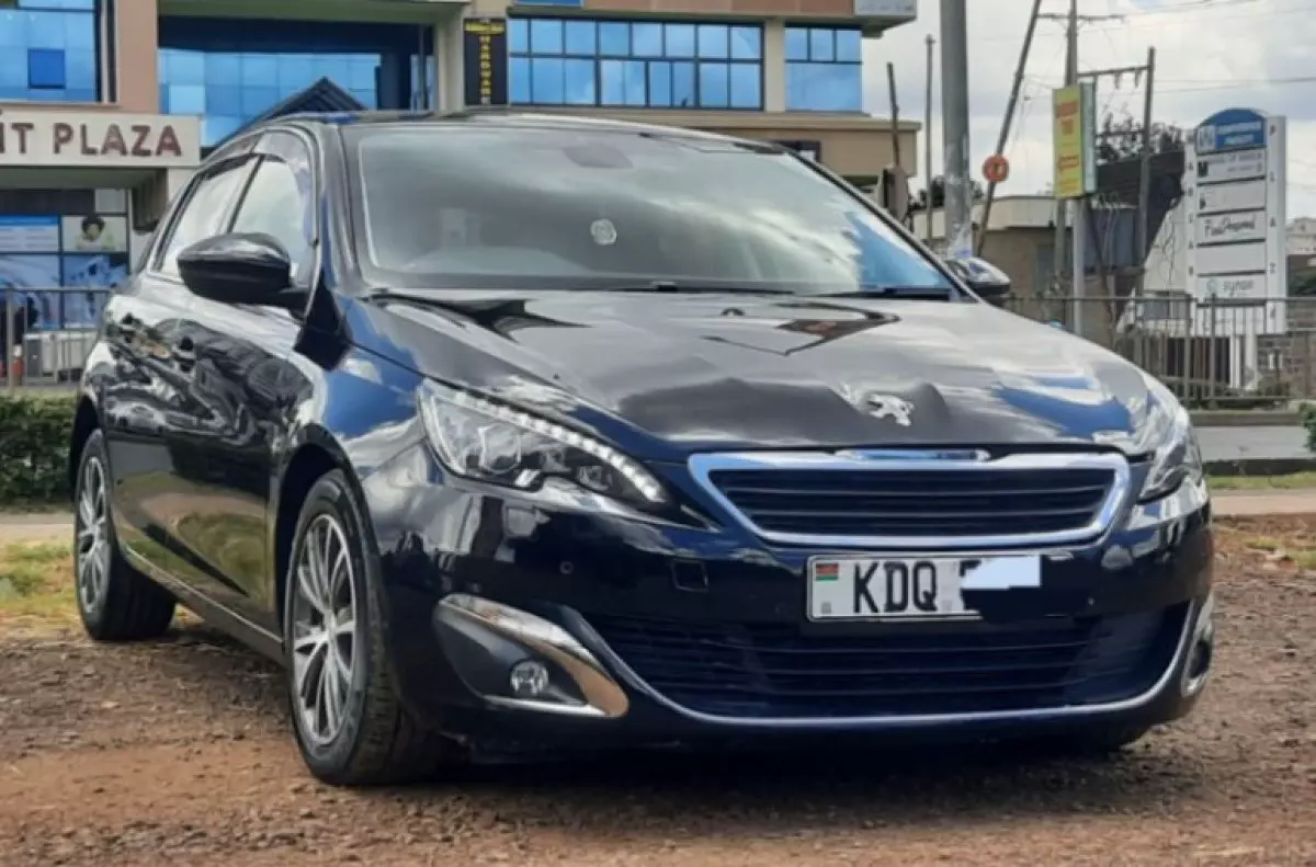 Peugeot 208 - 2017