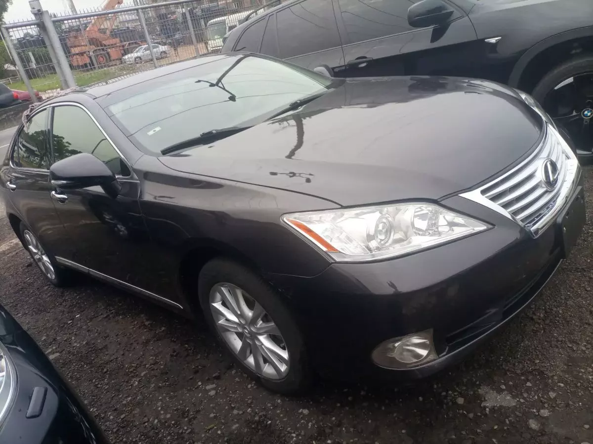 Lexus ES 350 - 2012