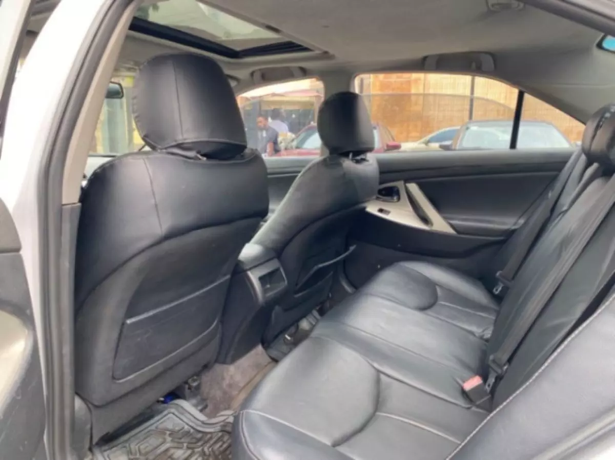 interiorBack