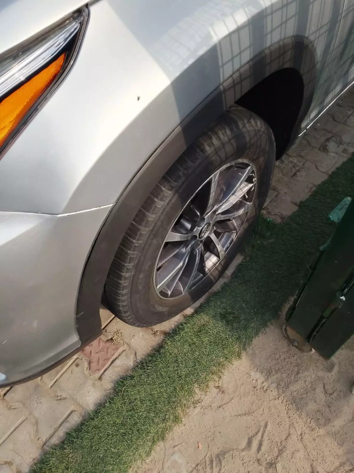 tyre2