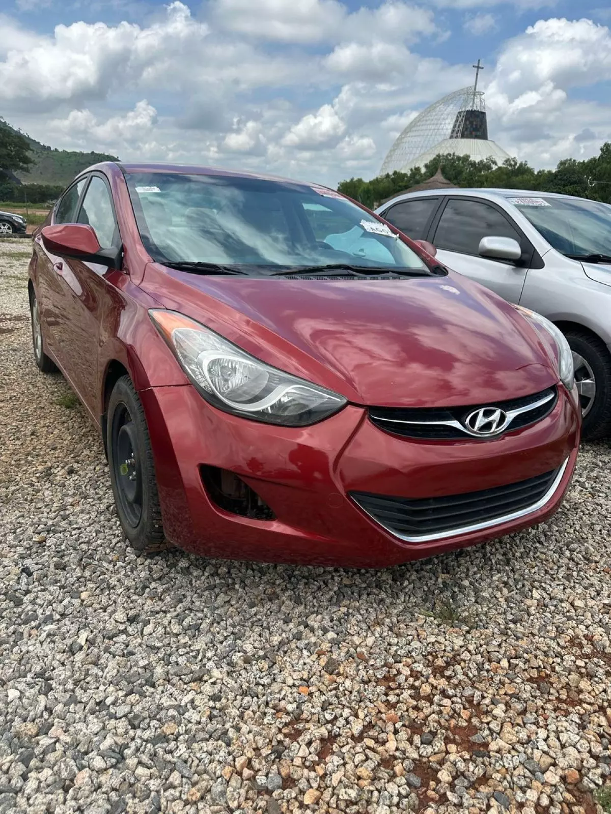 Hyundai Elantra - 2013