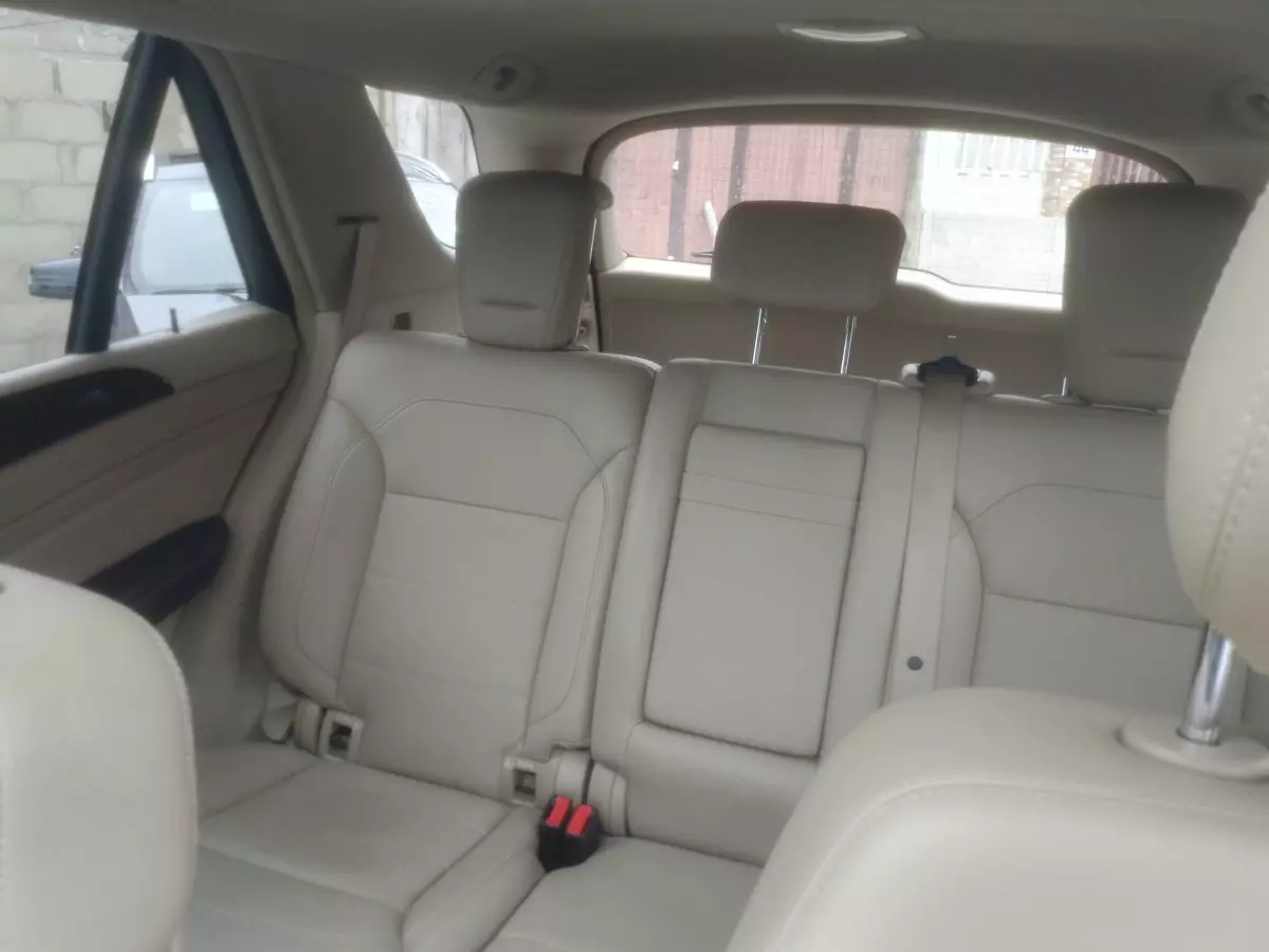 backSeat