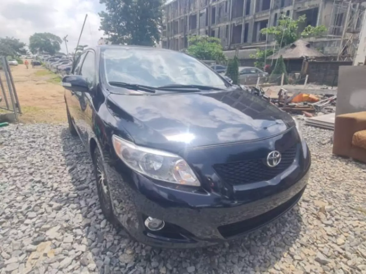 Toyota Corolla - 2013