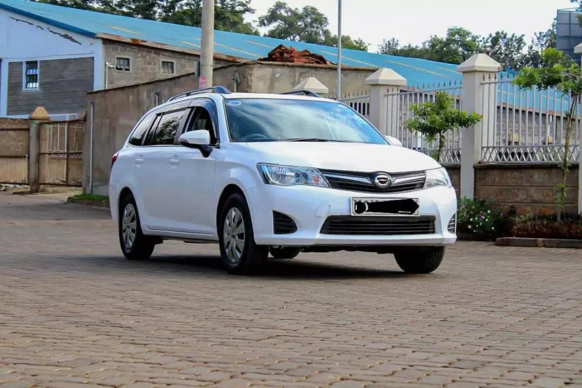 Toyota Fielder  - 2013