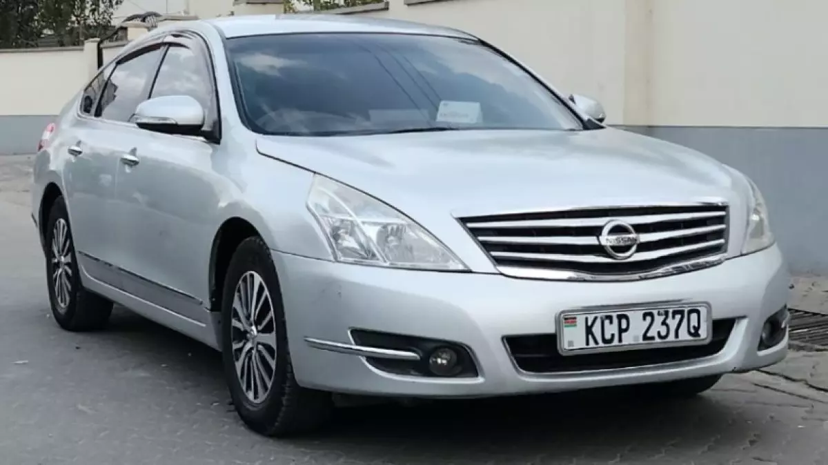 Nissan Teana - 2011