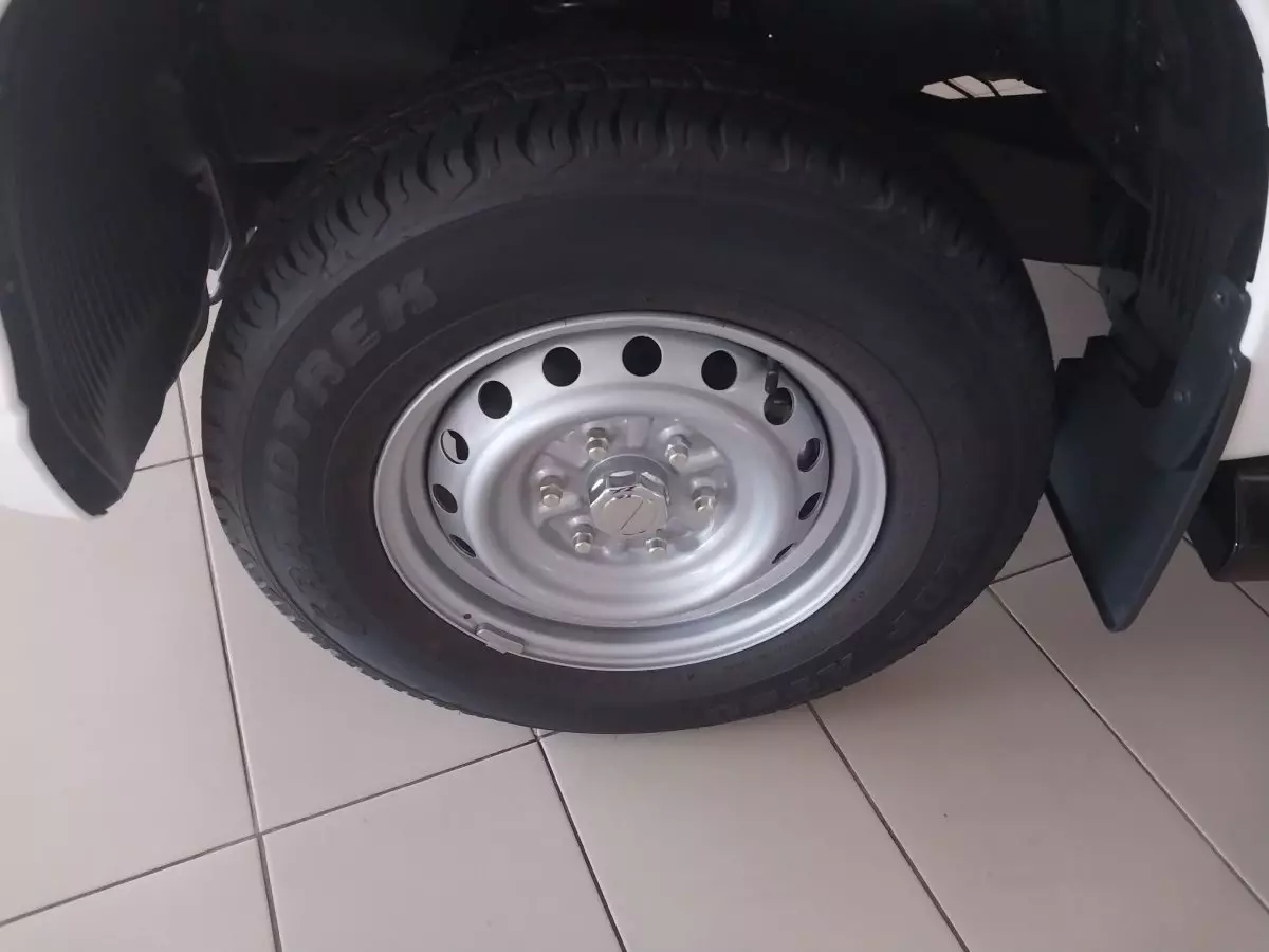 tyre0