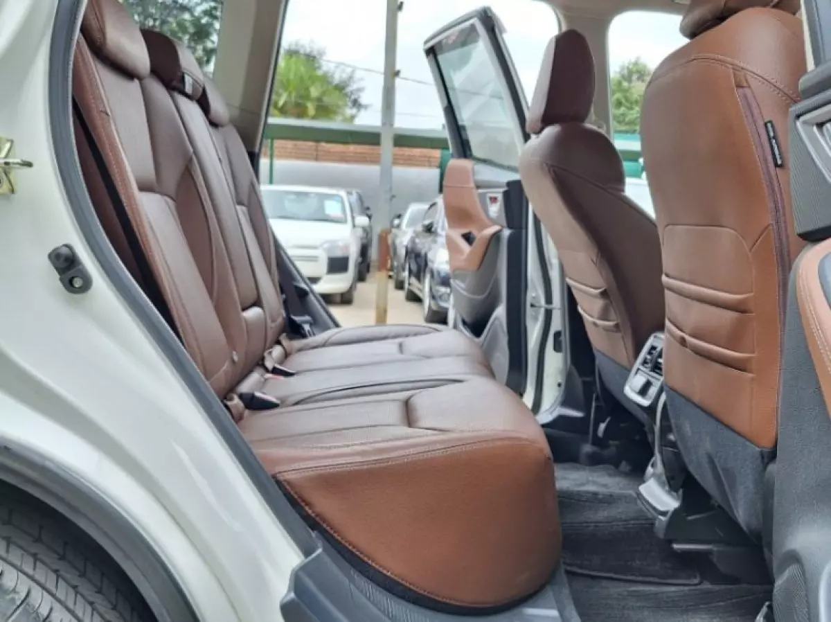 interiorBack