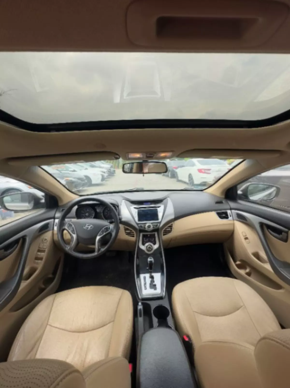 interiorFront