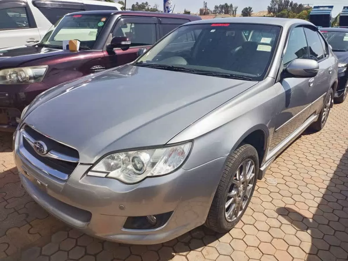 Subaru Legacy - 2008