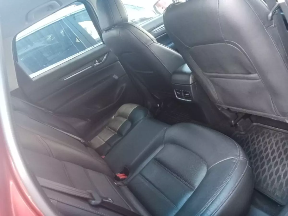 interiorBack