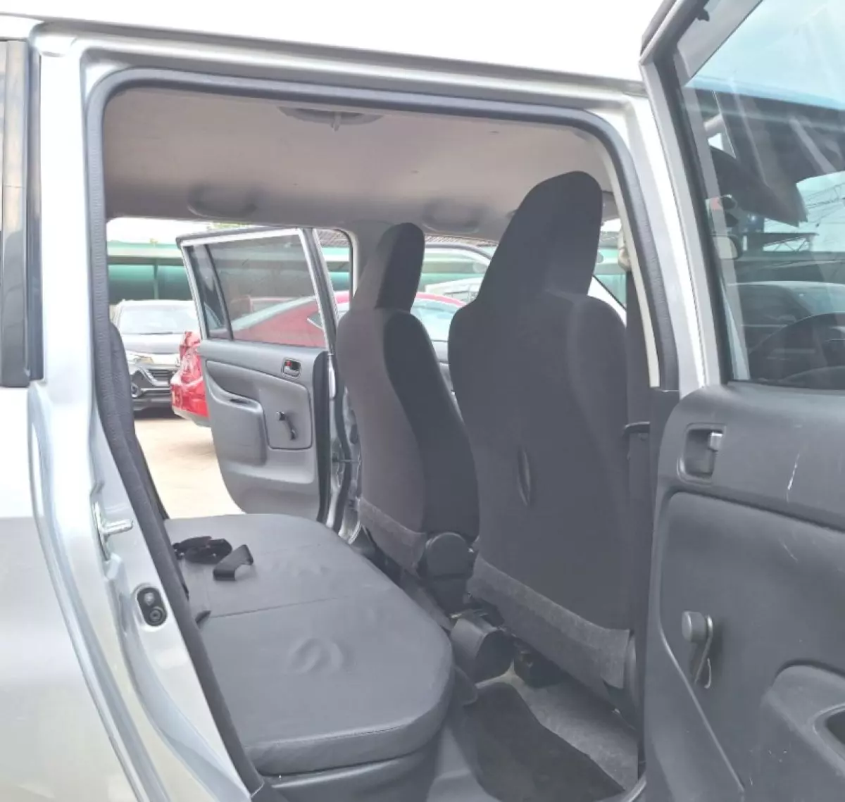 interiorBack