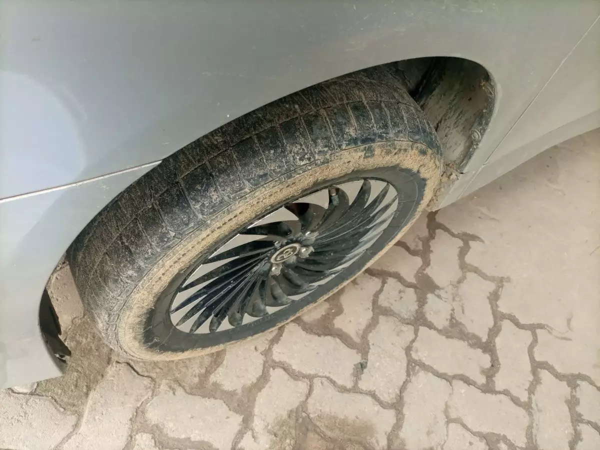 tyre0