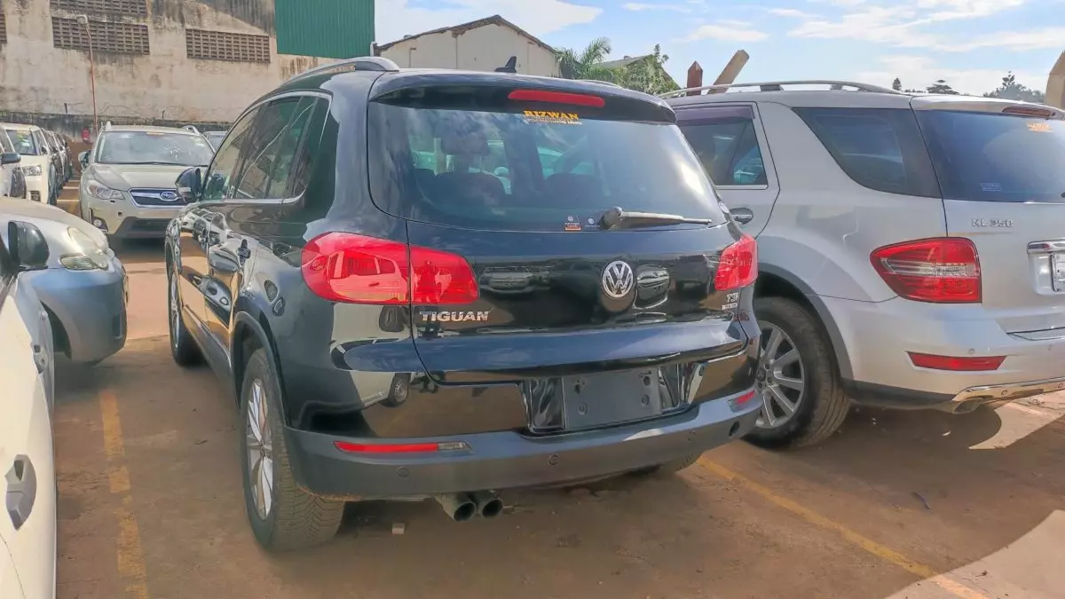 car Left Back