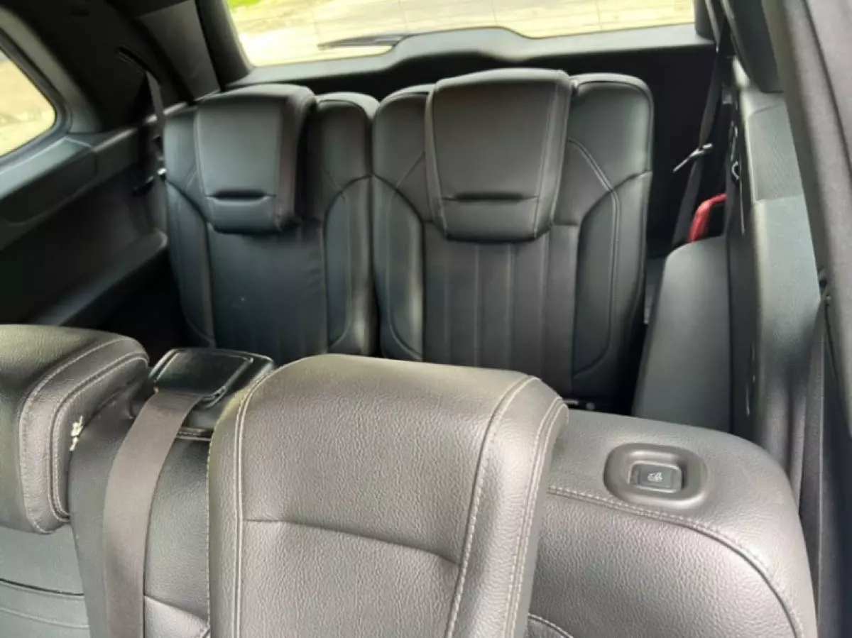 interiorBack