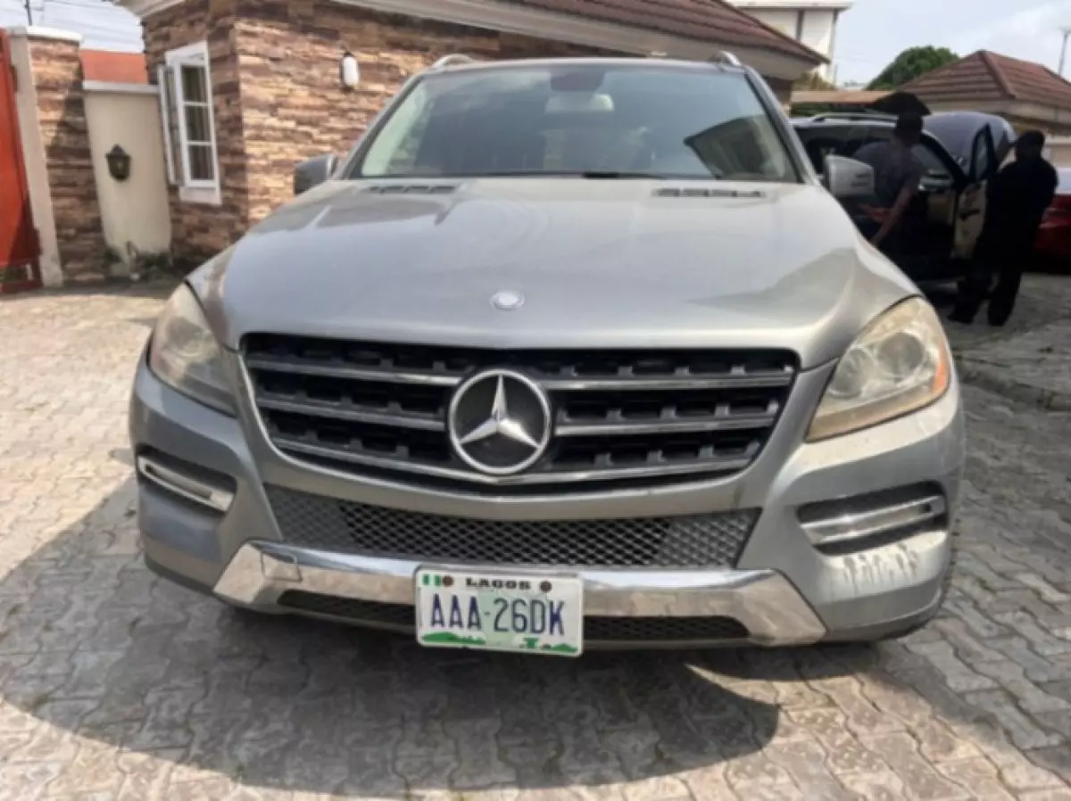 Mercedes-Benz ML 350   - 2012