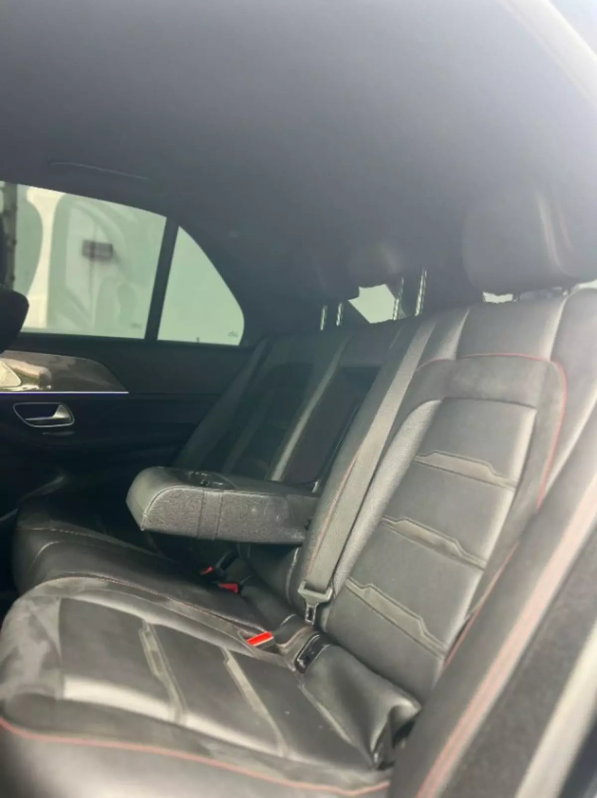 interiorBack
