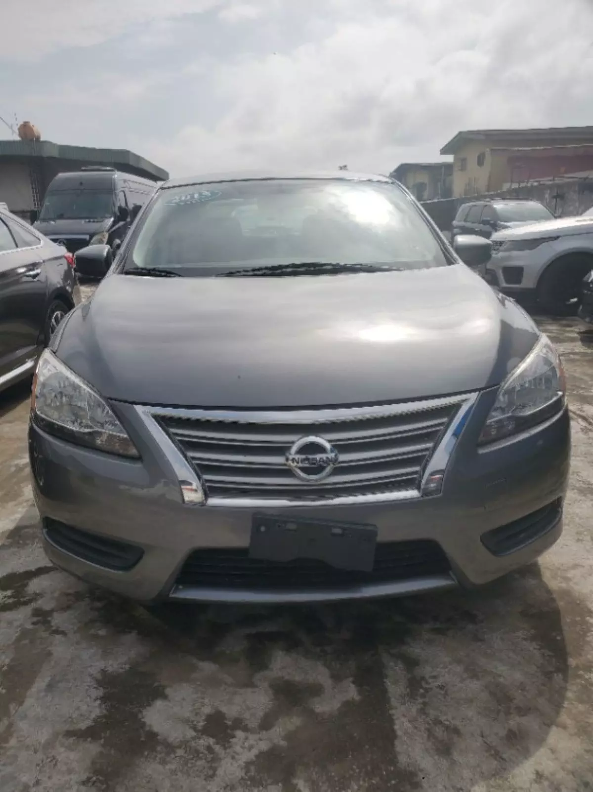 Nissan Sentra - 2015