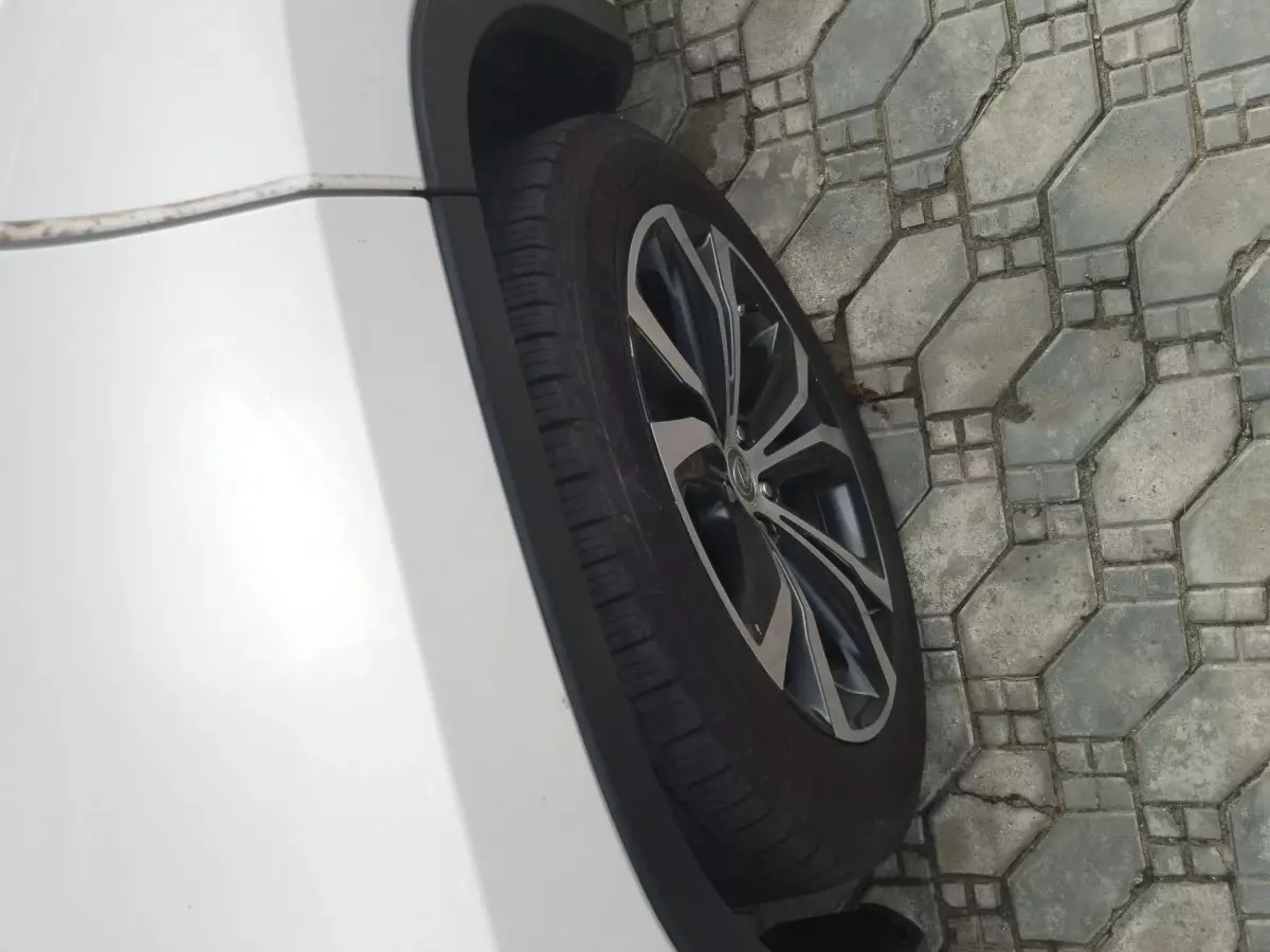 tyre0