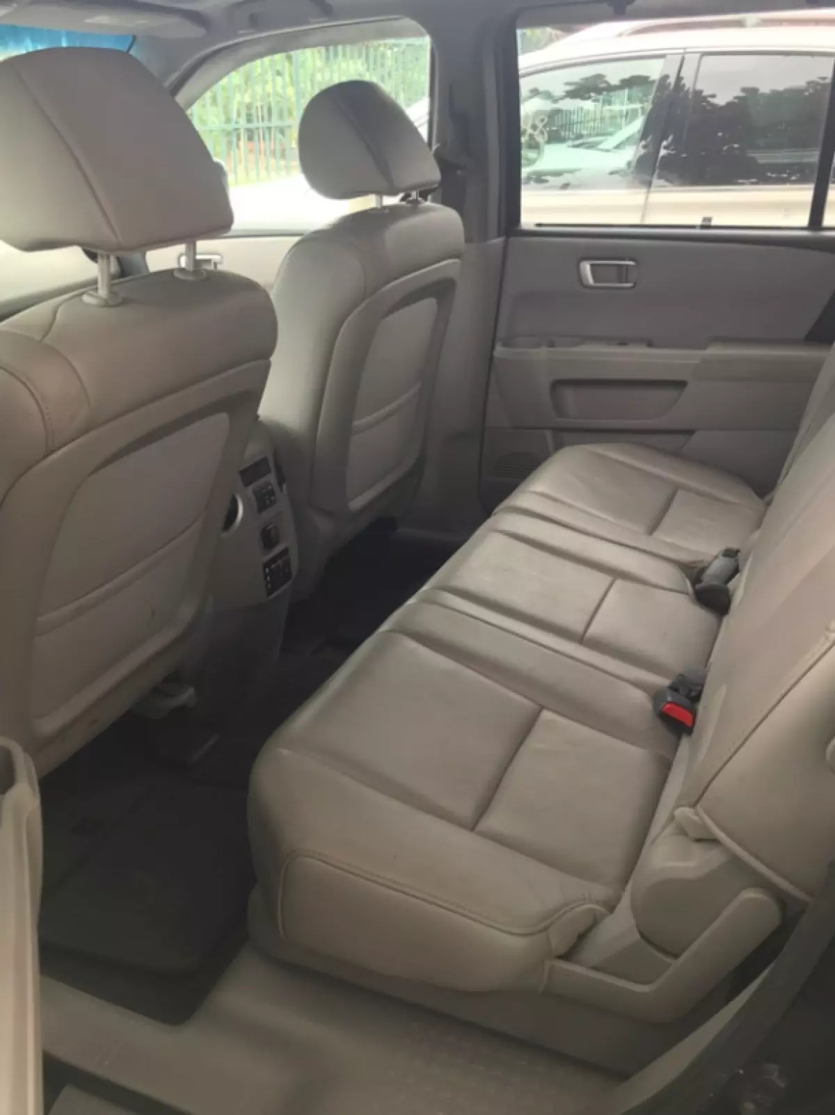 interiorBack