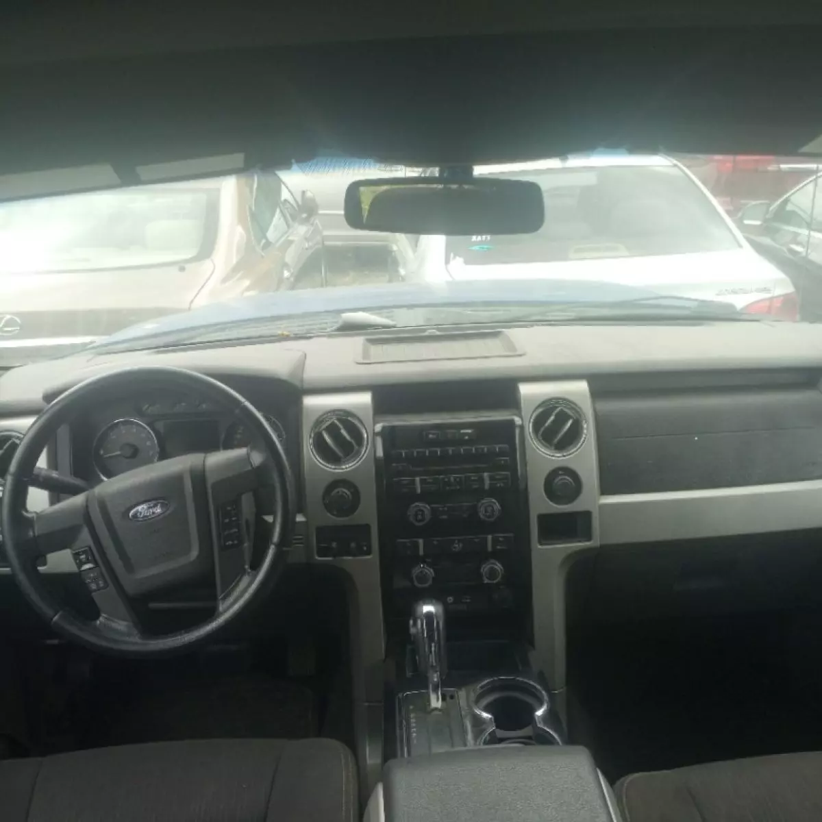 interiorFront