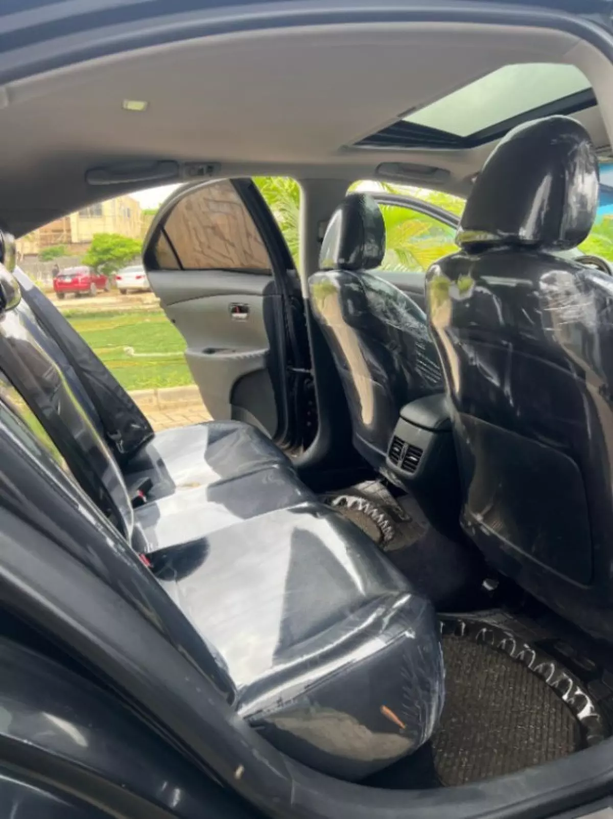interiorBack