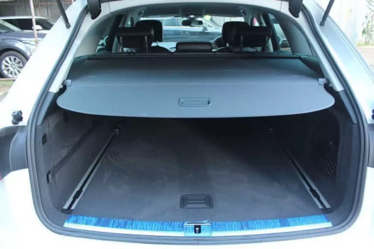 car Left
