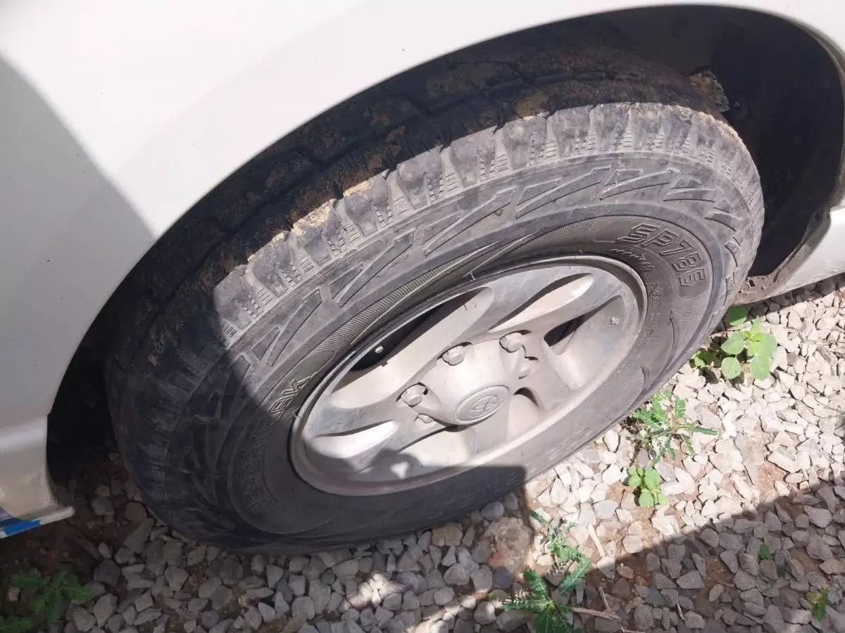 tyre3