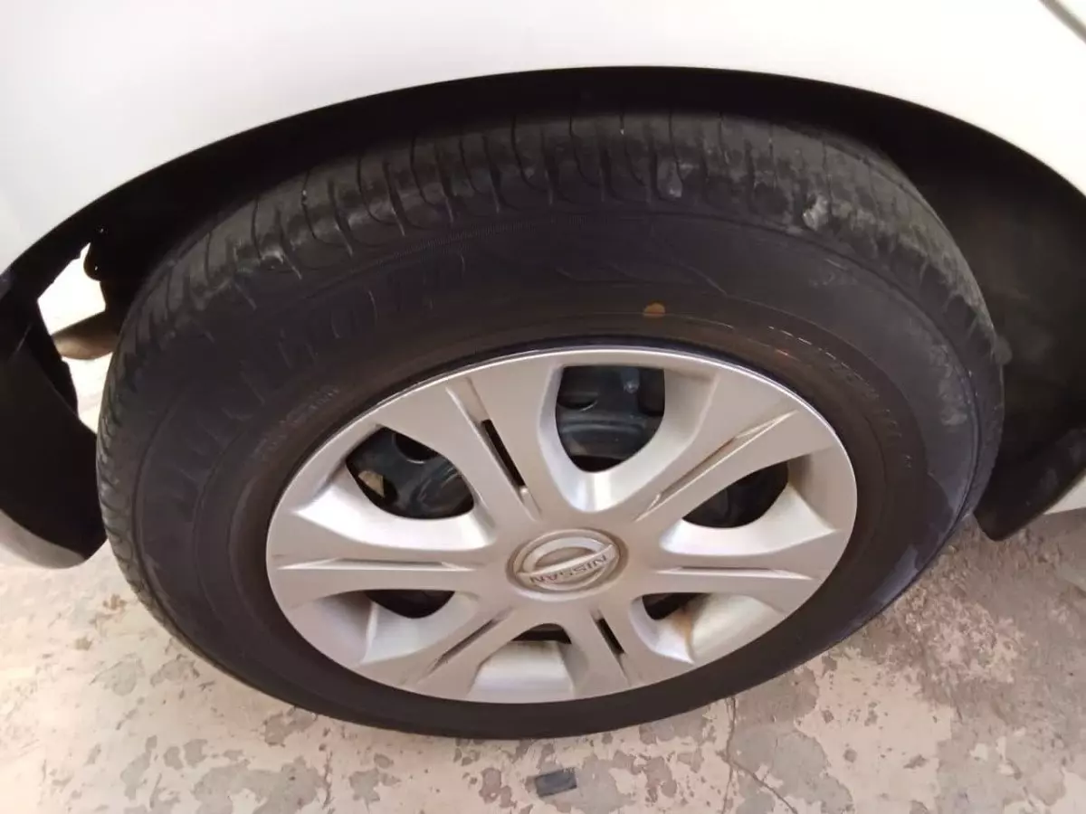 tyre1