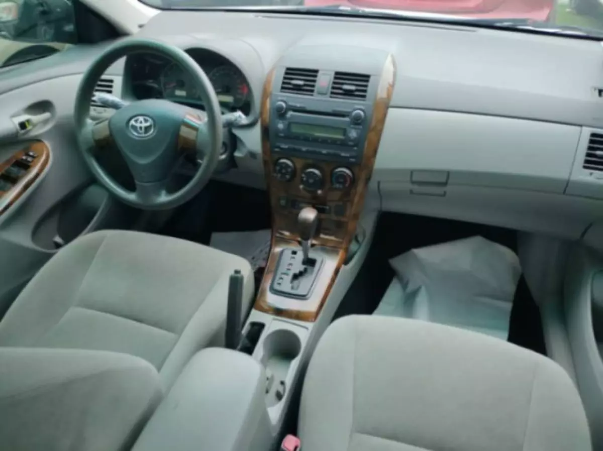interiorBack