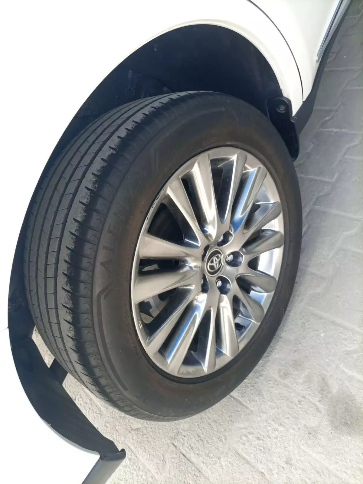tyre2