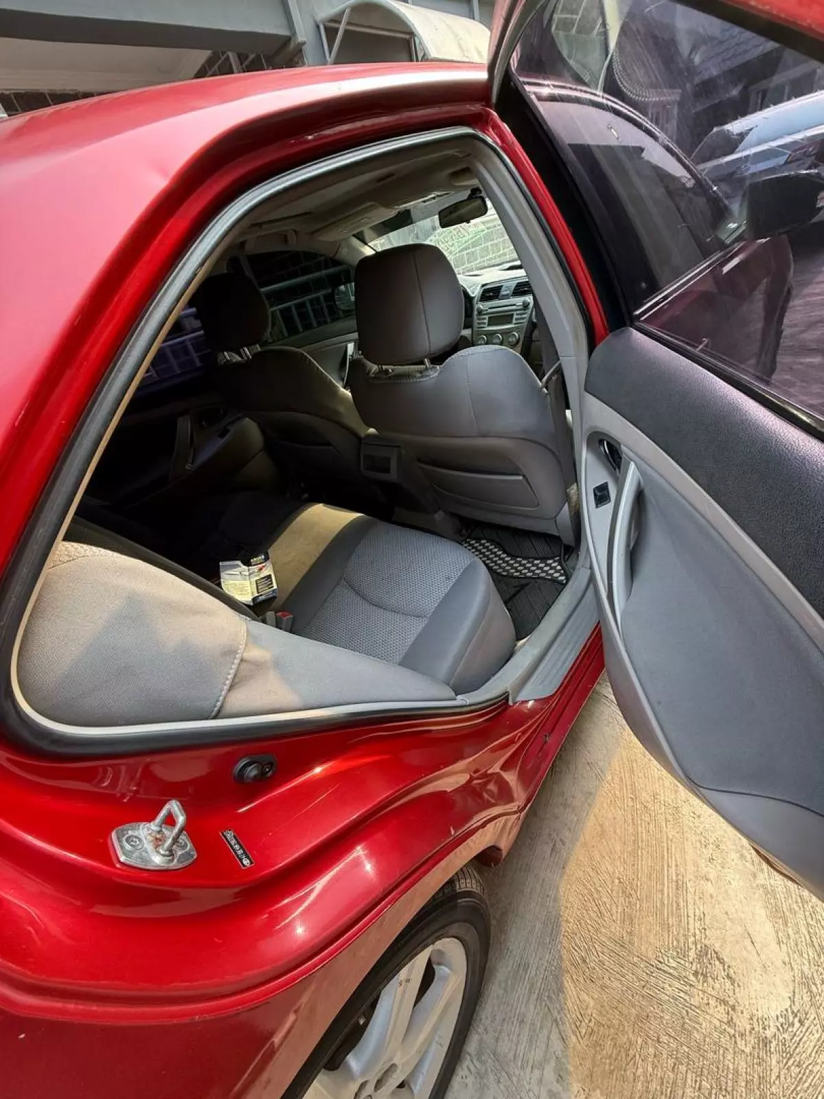 interiorBack