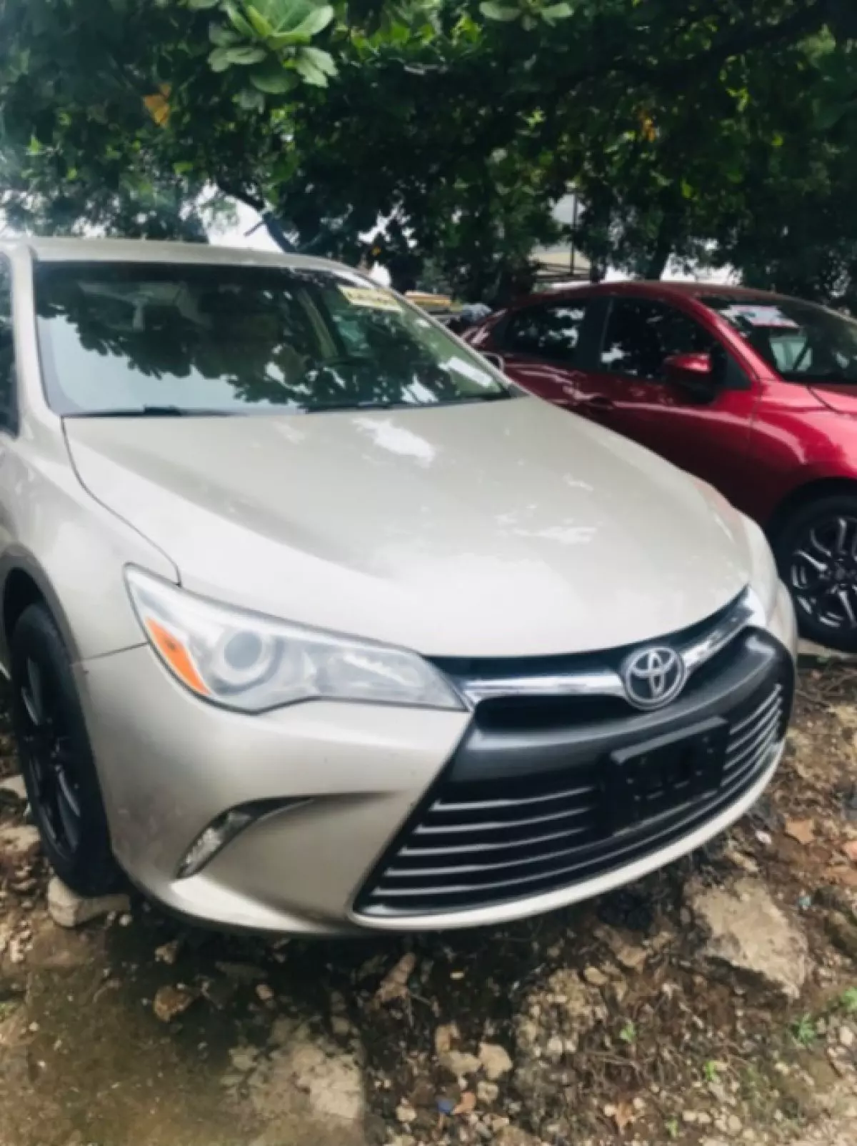 Toyota Camry - 2015