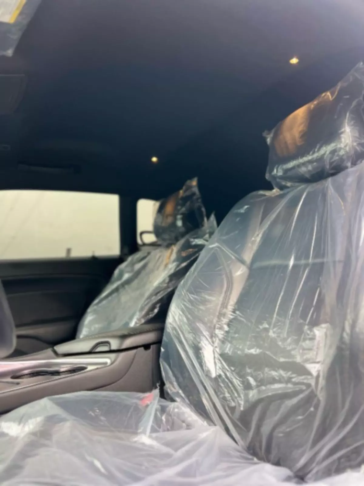 interiorBack