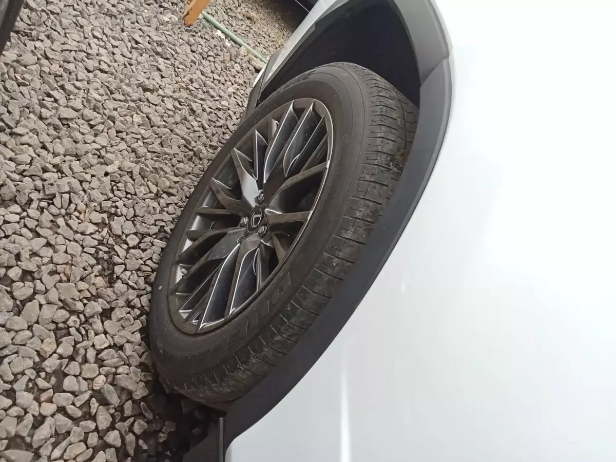 tyre3