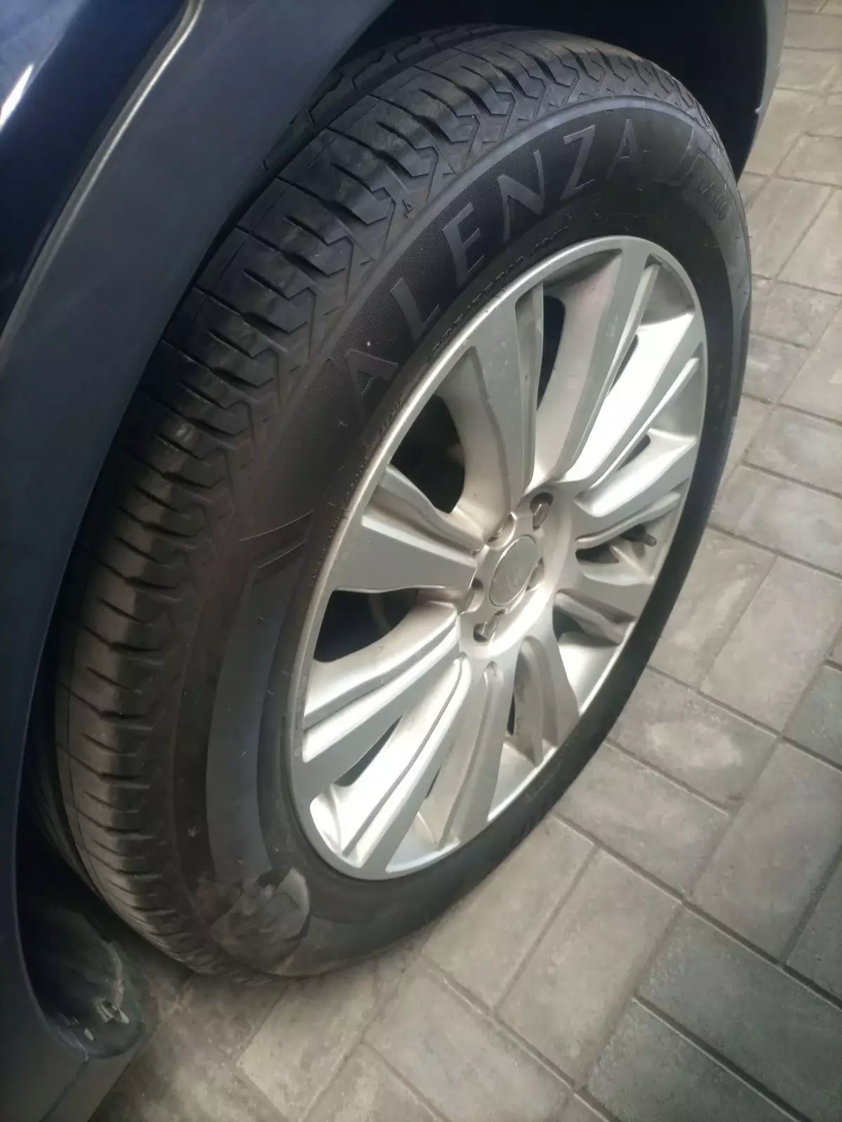 tyre0