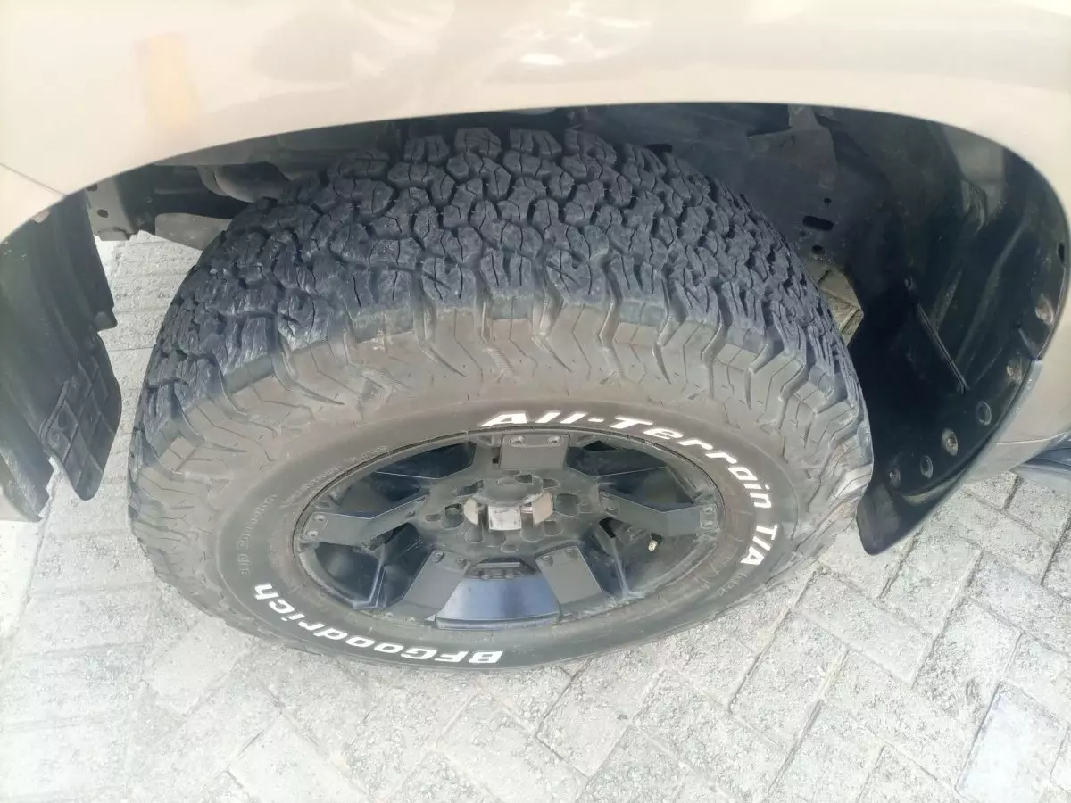 tyre2