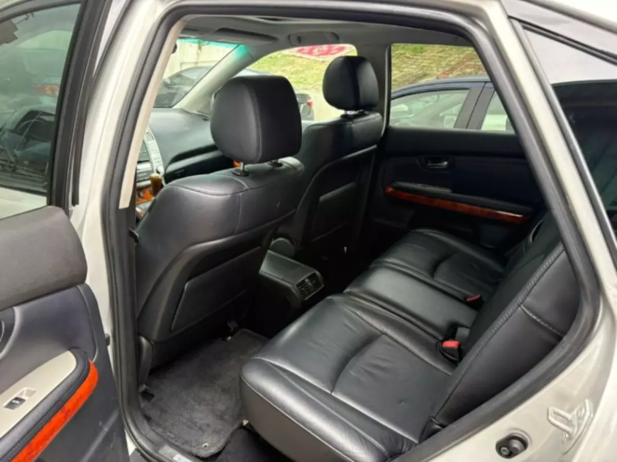 interiorBack