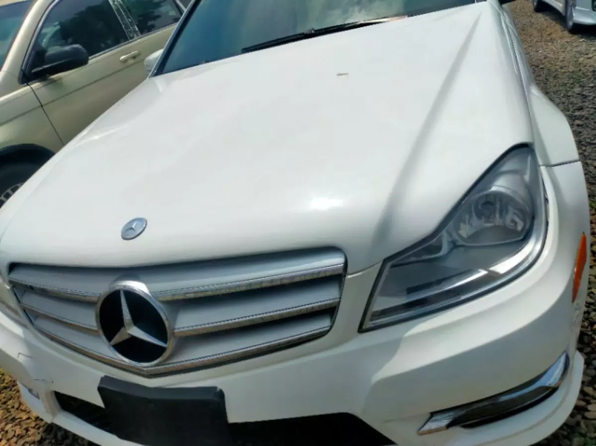 Mercedes-Benz E 250 - 2013