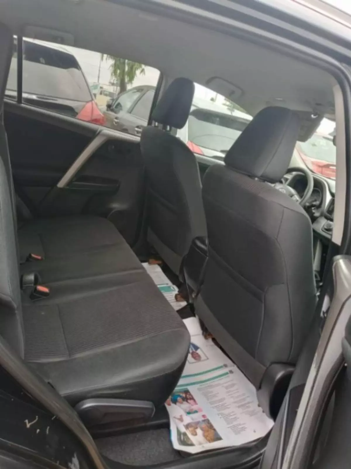 interiorBack
