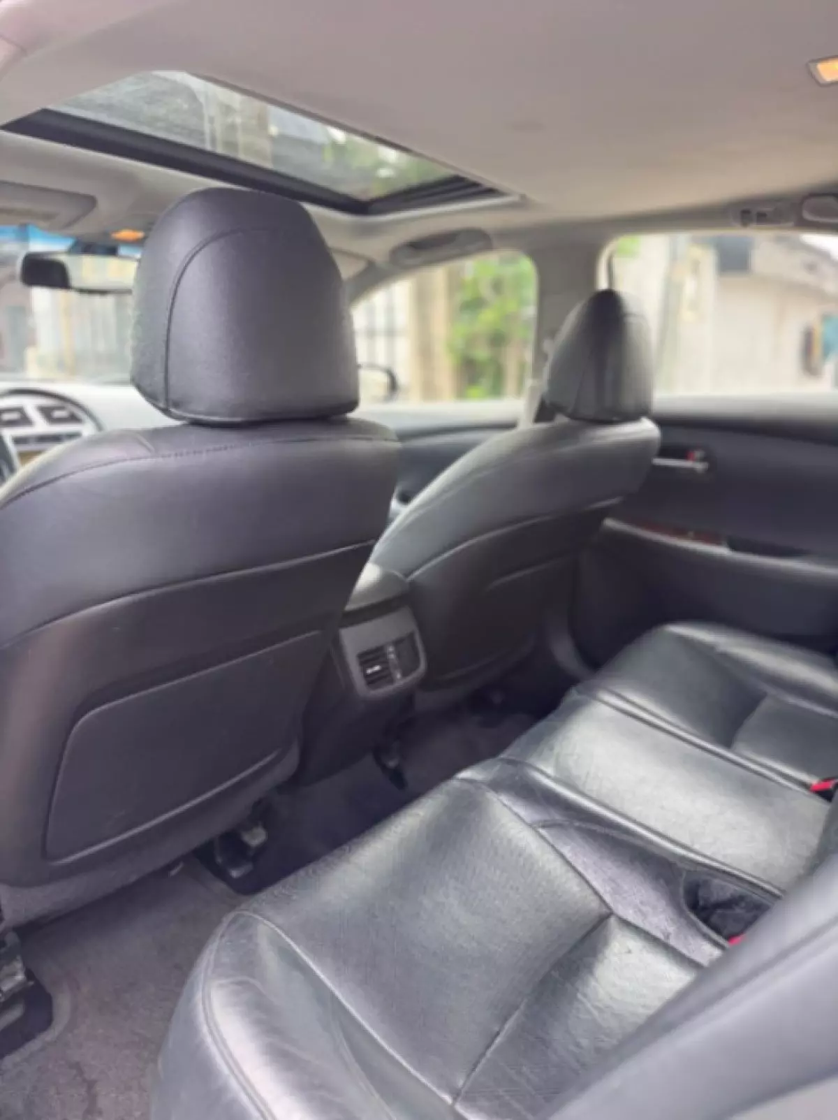 interiorBack