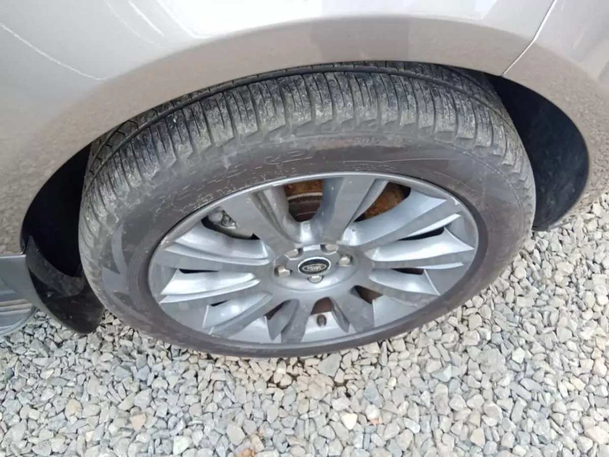 tyre3